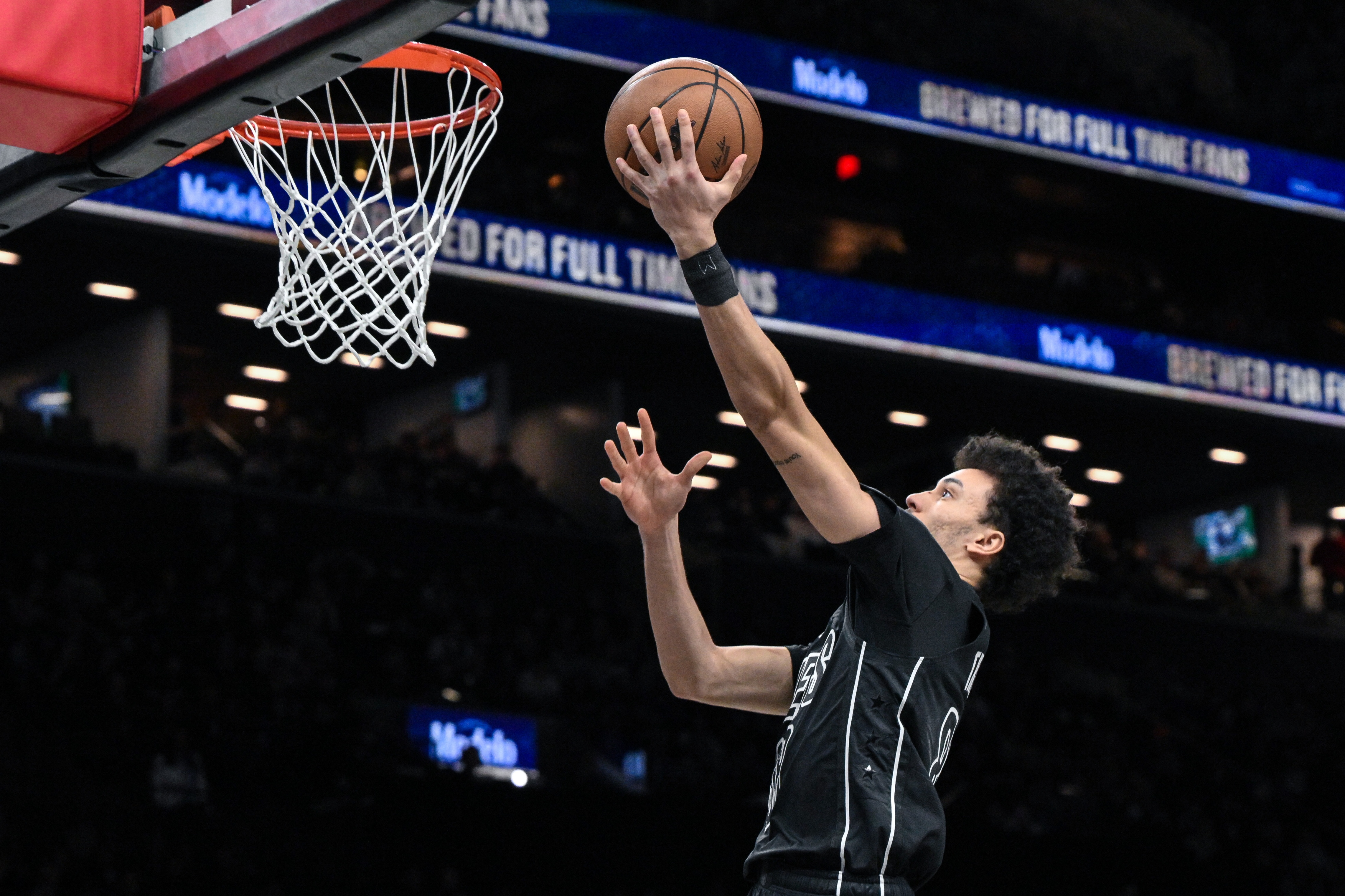 世界杯手机观看app下载-可圈可点！特拉奥雷13中6拿到17分6助 正负值+10